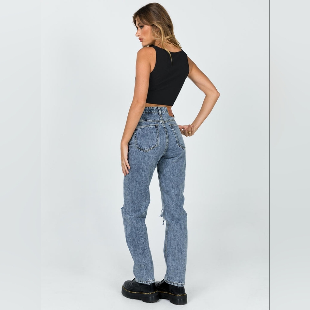 Princess Polly Intentions Straight Leg Knee Rip Denim Jeans Women's Size 8 - Picture 3 of 7